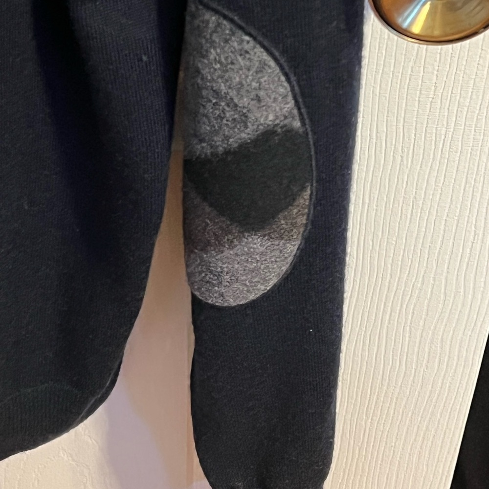 Navy  Blue V Neck Burberry Sweater XXL